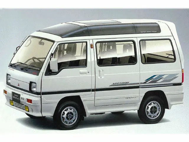 Mitsubishi Bravo (U14V, U14VG, U15V, U15VG, U18V, U19V) 1 поколение, минивэн (01.1989 - 12.1990)